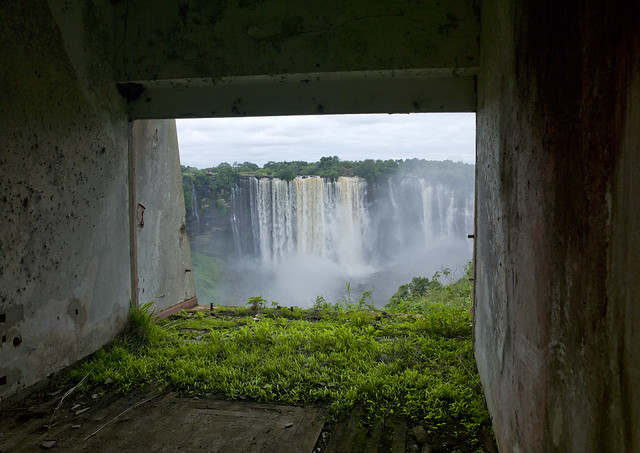 Download this Kalandula Waterfalls... picture