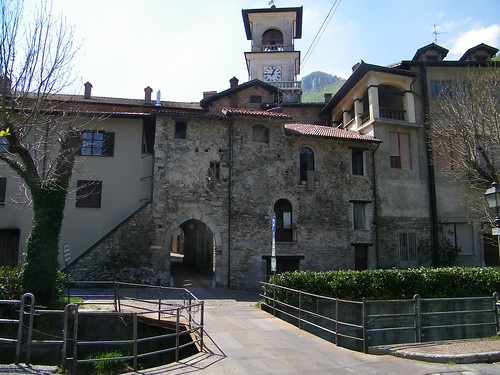 1] Garessio (CN): Porta Liazoliorum. ❷ by mpvicenza