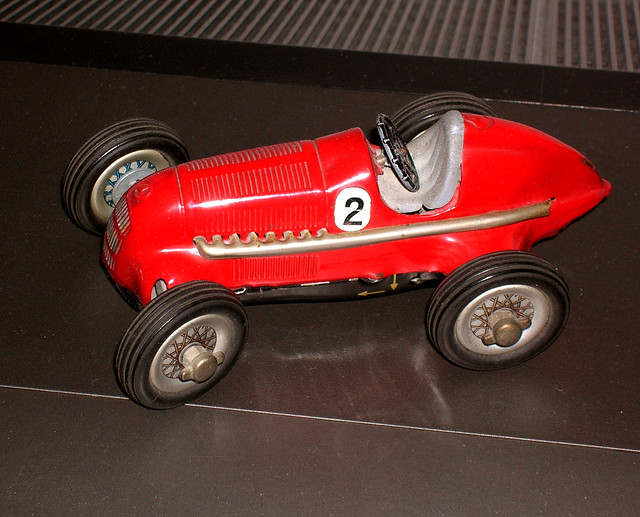 Schuco 1050 mercedes studio racer #6
