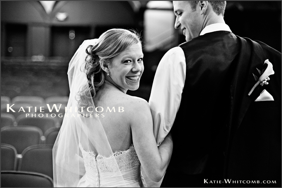 Katie-Whitcomb-Photographers_smitten.bride