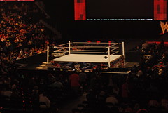WWE Raw, 2011/04/04