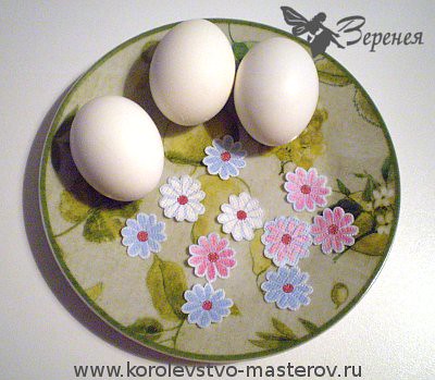 Decoupaged Easter Eggs