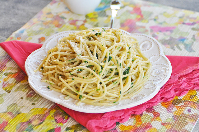 Spaghetti Parsley & Parmesan