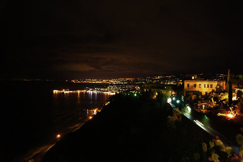 Night view from Piazza IX Aprile, Taormina