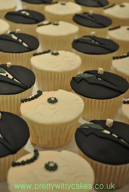 Bride and Groom black and white wedding cupcakes