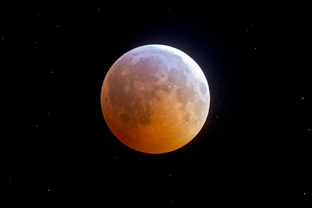 Total Lunar Eclipse (December 20/21, 2010) | Flickr - Photo Sharing!