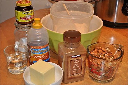 cinnamon buns/ingredients