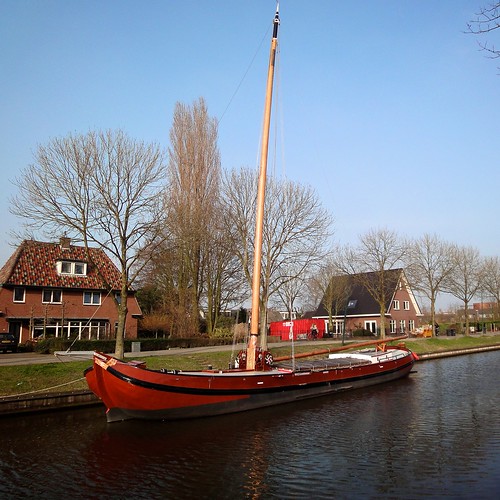 Tjalk op de Leidse Rijn (1) by ednl