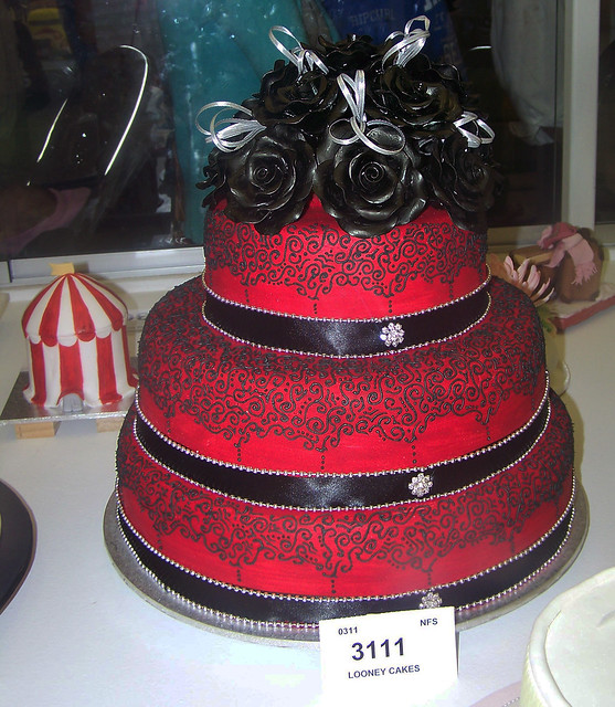 Gothic Wedding Cake All but the white lace on top is edible Black roses