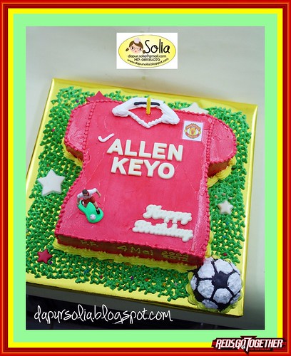 Keyo Birthday Cake