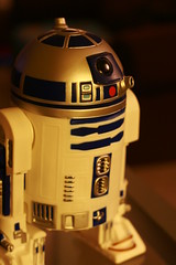 3.20 - R2 D2