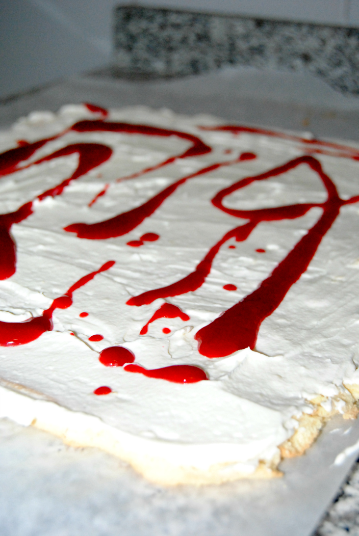 Amazing Recipes - Raspberry Cheesecake Roll (9)