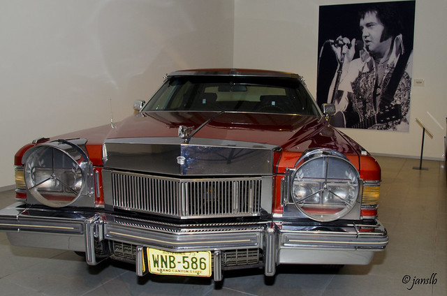 Cadillac Fleetwood 1976 formely oned by Elvis Presley