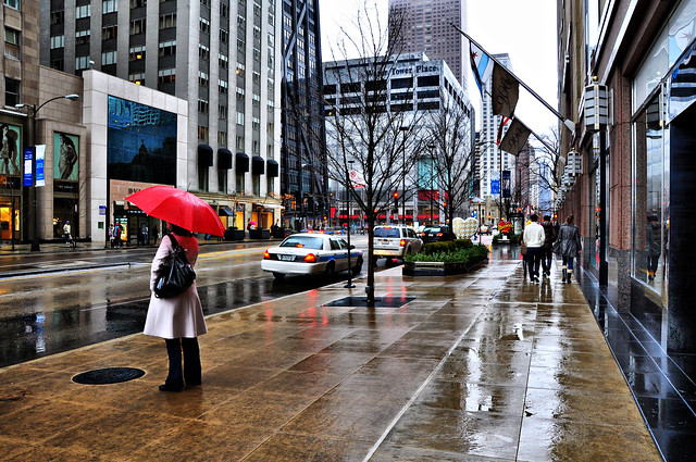 A Rainy Day in Chicago: The Girl with the Red Umbrella