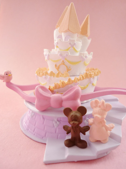 Mickey Minnie Wedding Cake by karenisme08