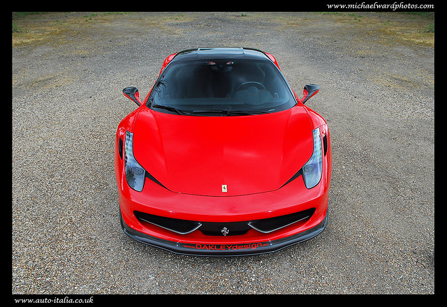 Oakley Design Ferrari 458 Italia 630 Carbon Edition