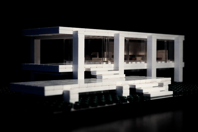 Farnsworth House Lego.