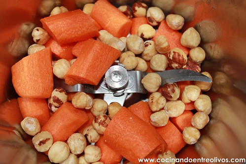 Bizcocho de zanahorias y avellanas (3)