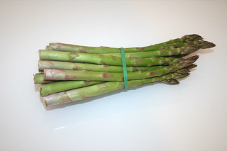 01 - Zutat grüner Spargel / Ingredient green asparagus