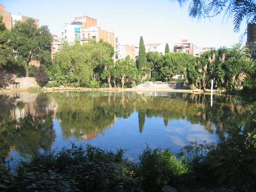 Lagoon across from the Sagrada Familia
