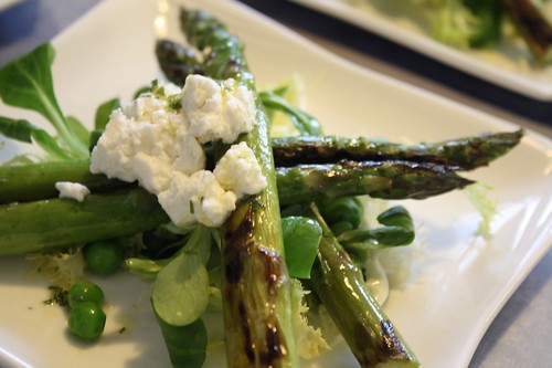 Salad of griddled asparagus with fresh peas, mache and local goats curd