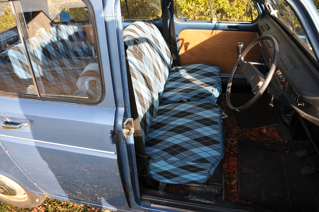 Renault 4TL nice seat covers carpets