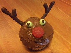 Cupcake reindeer