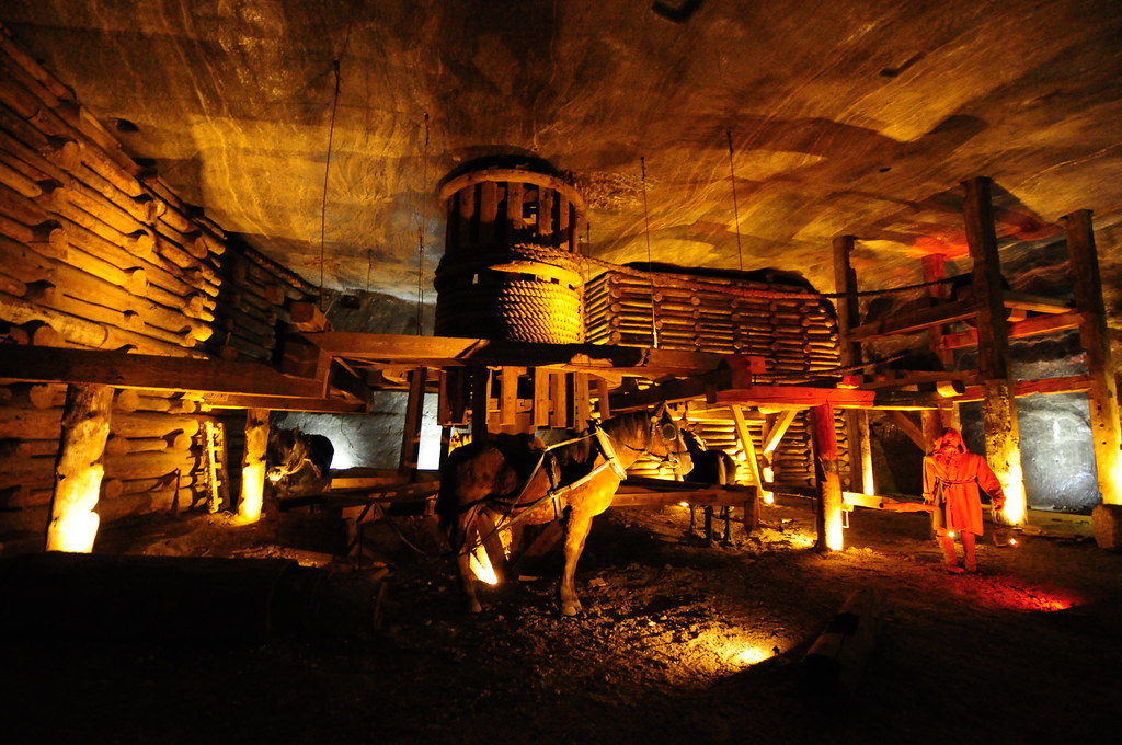 Poland - Wieliczka Salt Mine (12)
