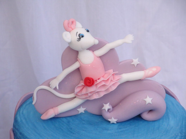 Angelina ballerina cake This is a dummy cake Design by Debbie Brown with