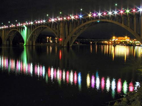 Henley St. Bridge at night