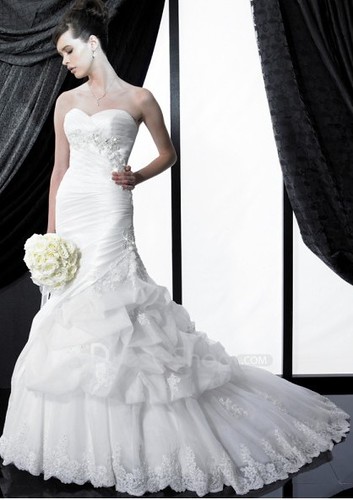 Chapel-Train-Strapless-Soft-Neckline-Organza-Mermaid-2011-White-Corset-Wedding-Dress