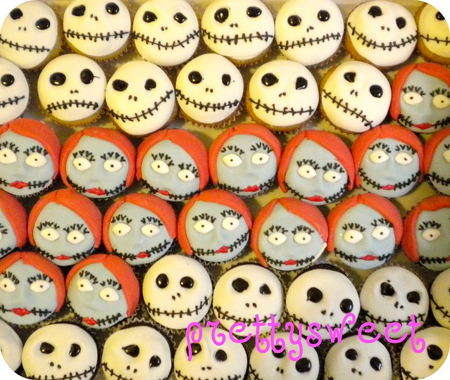 nightmare before christmas cupcakes | Flickr - Photo Sharing!