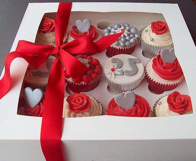 25th Wedding Anniversary Cupcakes Nottingham