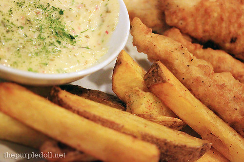 Beer Battered Fish & Chips with Tartar Sauce