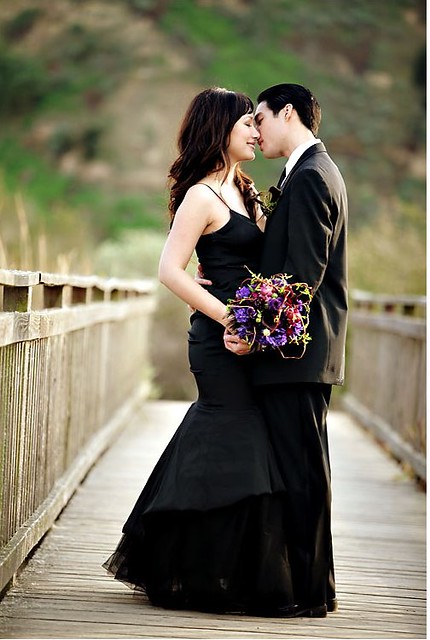 Find more black wedding dresses and other wedding ideas in willumarrymeinfo