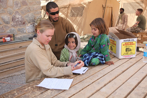 FET leader from Wisconsin bridges language barriers between local Afghan children, coalition forces [Image 3 of 7]