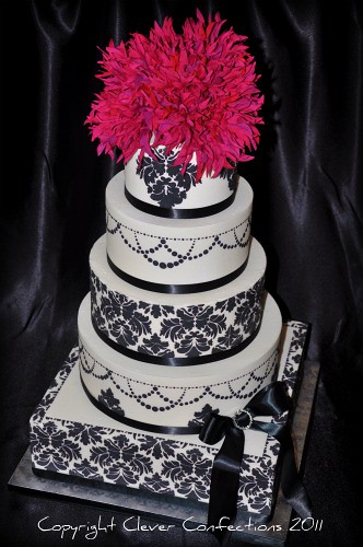 Wedding Cakes Black and white damask wedding cake