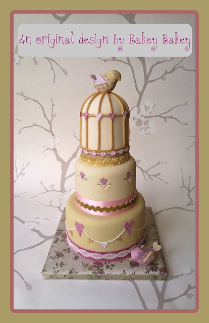 Vintage Sweetheart Birdcage wedding cake Romantic vintage birdcage tiered 