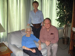 JAN 2006-MOM K, BOB, GWEN & CLARA