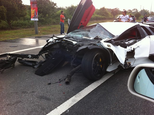Lamborghini Murcielago Crashed in Malaysia