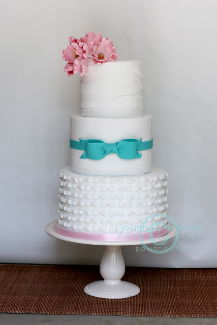Sweet Vintage Wedding Cake This was done for a sweet young couple from 