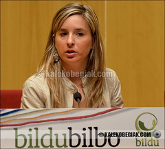 Aitziber Ibaibarriaga, concejala de Bildu en Bilbao, realiza una propuesta sobre las Viviendas Municipales.
