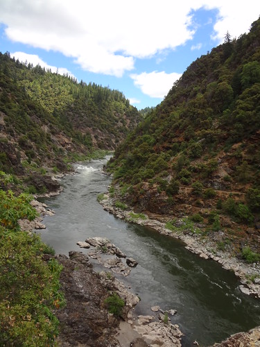 Rogue River Trail has Oregon backpacking that's wild and luxurious