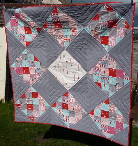 Pips quilt for Siblings Together
