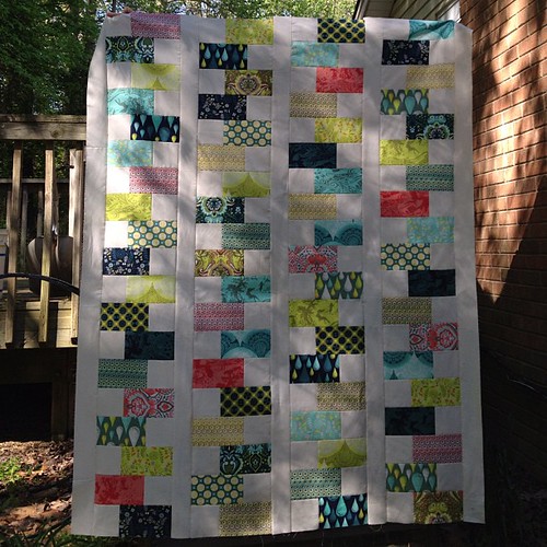 Quilt top pic ... as promised for @tulapink  