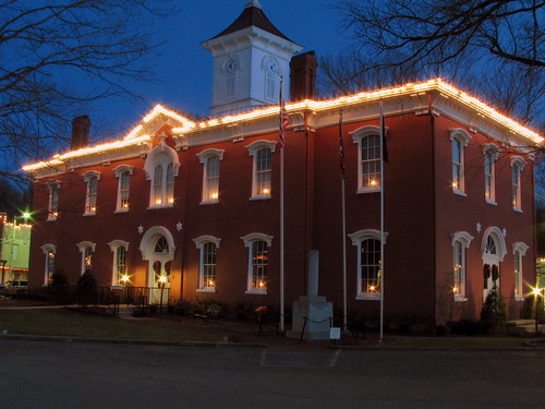 A Lynchburg Christmas 1: at Night