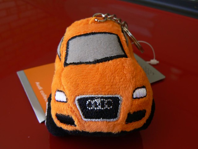 20101225 Heinrich the orange Audi TT 02 a little lopsided but full of squee