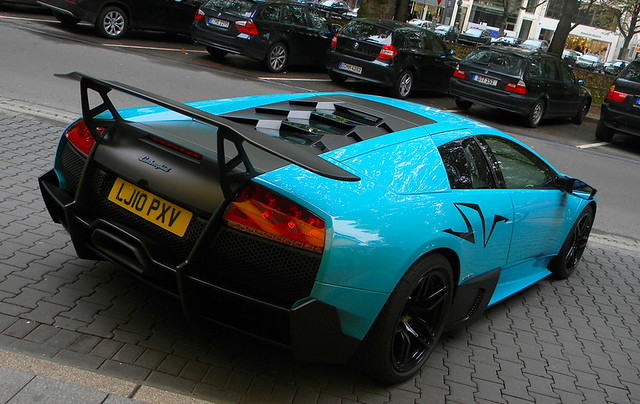 It's the Famous and Amazing blue Lamborghini Murci lago LP6704 SV in front