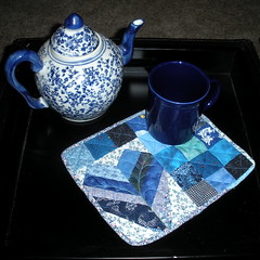 Blue Scraps mug rug