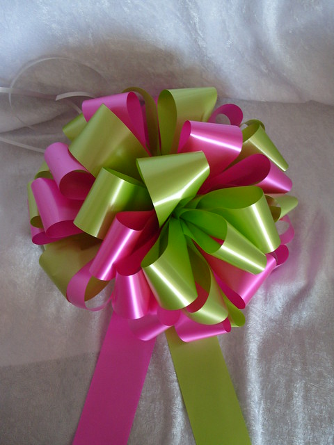 Hot Pink Lime Green Pew End Bow Bows can also be used for car decorations 